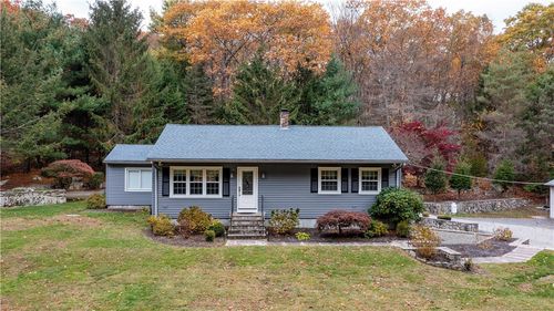 142 Douglas Pike, Smithfield, RI, 02917-2340 | Card Image