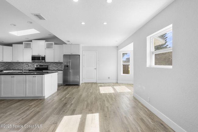 120 Cascade Ave Se, House other with 4 bedrooms, 2 bathrooms and null parking in Palm Bay FL | Image 37