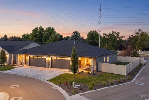 2559 W Sage Ridge Ln, Meridian, ID, 83646-7616 | Card Image