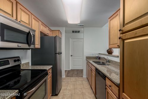unit-7102-2550 E River Rd, Tucson, AZ, 85718-9514 | Card Image