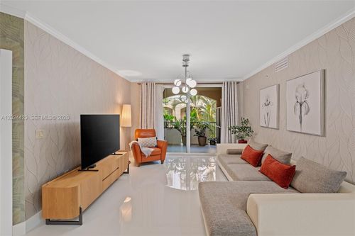 4204-17145 N Bay Rd, Sunny Isles Beach, FL, 33160-3452 | Card Image