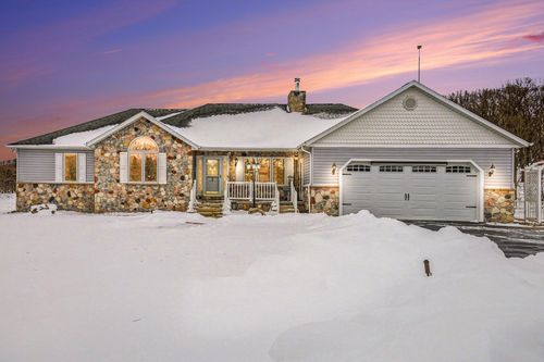 65650 Dailey Rd, Edwardsburg, MI, 49112-9640 | Card Image