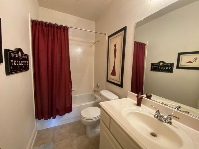 Downstairs bathroom | Image 24