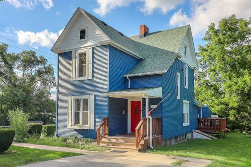 301 E Van Emmon St, Yorkville, IL, 60560-1556 | Card Image