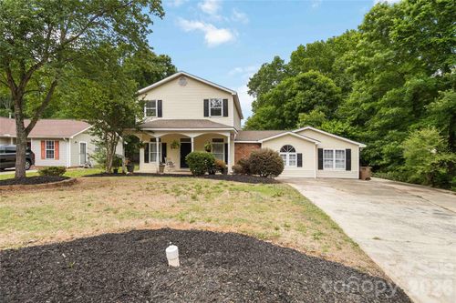 3009 Faircroft Way, Monroe, NC, 28110-8839 | Card Image