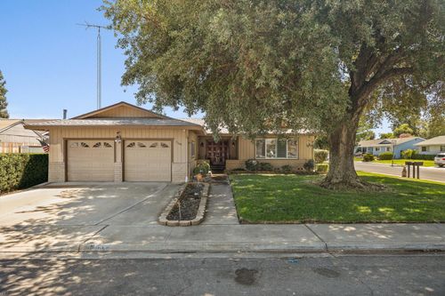 3100 Liquid Amber Drive, Denair, CA, 95316 | Card Image