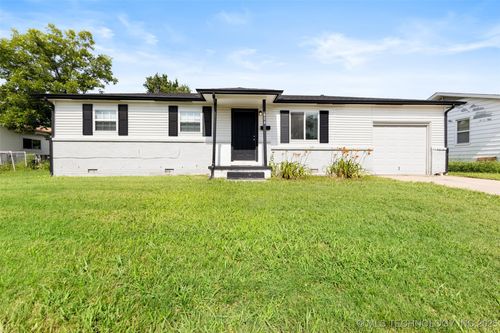 804 N Cedar St, Owasso, OK, 74055-5548 | Card Image