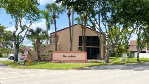 apt-b-8225 Nw 191st St, Hialeah, FL, 33015-5304 | Card Image