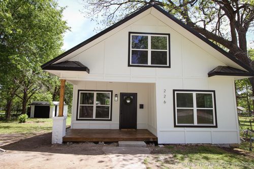 226 S Adair Estates Street, Vinita, OK, 74301 | Card Image