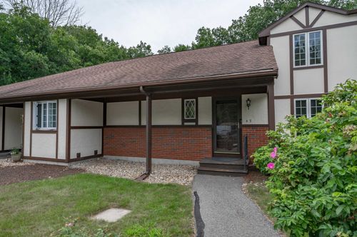 3 Chandler Dr, Atkinson, NH, 03811-2100 | Card Image