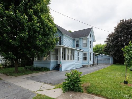 345 Arlington St, Watertown, NY, 13601-8435 | Card Image