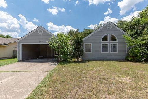 a-8807 Pineridge Dr, Austin, TX, 78729-5426 | Card Image