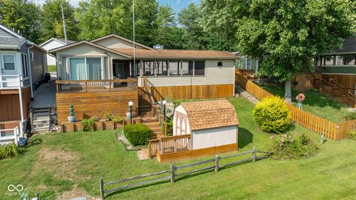 5194 Van Bibber Lake Est, Greencastle, IN, 46135-8909 | Card Image