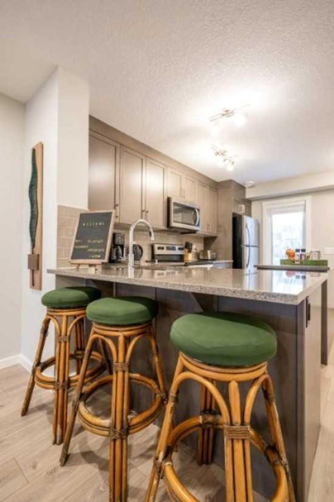 118 - 19500 37 Street, Home with 2 bedrooms, 2 bathrooms and 1 parking in Calgary AB | Image 9