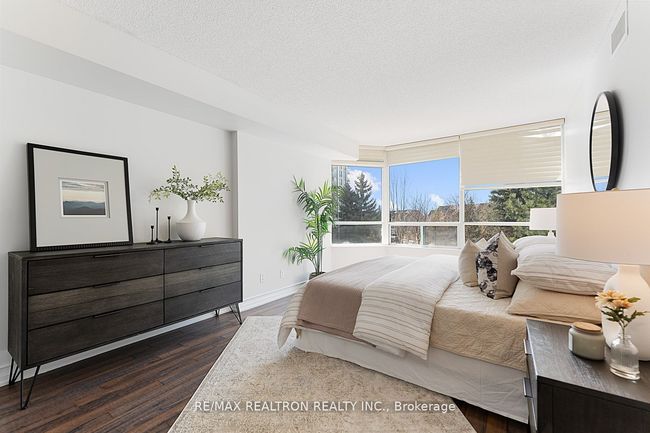 307 - 110 Promenade Cir, Condo with 2 bedrooms, 2 bathrooms and null parking in Vaughan ON | Image 39
