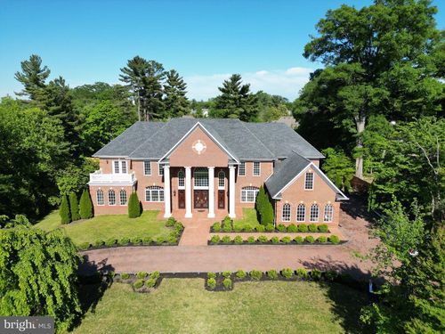3617 Chain Bridge Rd, FAIRFAX, VA, 22030-3201 | Card Image