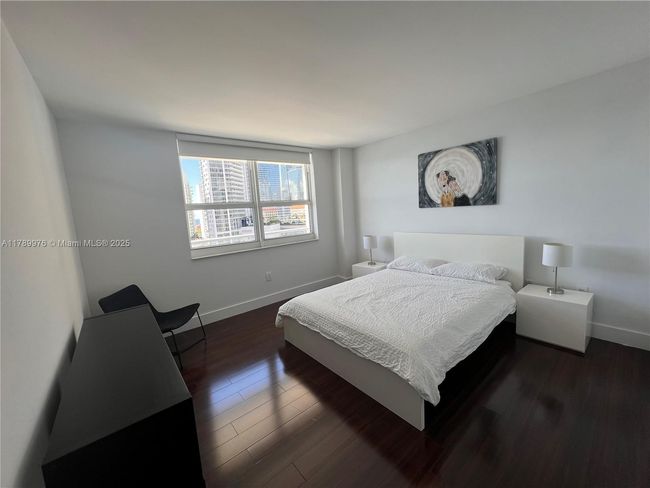 APT-1707 - 1155 Brickell Bay Dr, Condo with 1 bedrooms, 1 bathrooms and null parking in Miami FL | Image 7