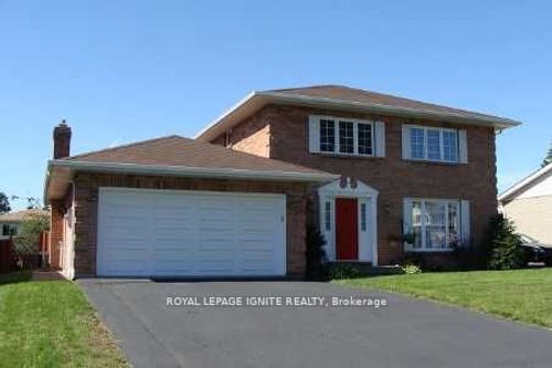 812 Chelsea Cres, Cornwall, ON, K6H6Y4 | Card Image