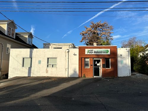53 Hancock St, Stratford, CT, 06615-6204 | Card Image