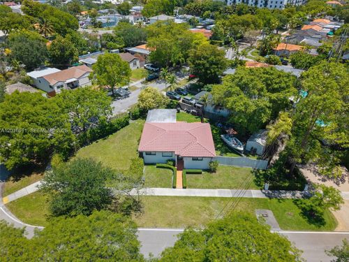 0-1025 Sylvania Blvd, West Miami, FL, 33144-5137 | Card Image