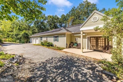 13450 Millstone Cir, HANCOCK, MD, 21750-2308 | Card Image