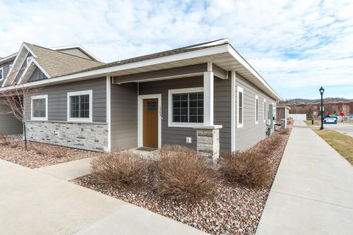 1303 Hagar Street, La Crosse, WI, 54603 | Card Image