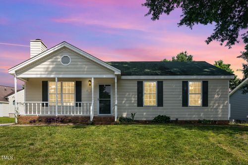 2108 Carthage Cir, Raleigh, NC, 27604-3847 | Card Image