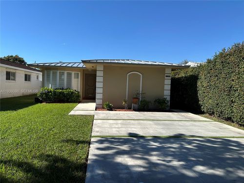 120-120 Pocatella St, Miami Springs, FL, 33166-5055 | Card Image