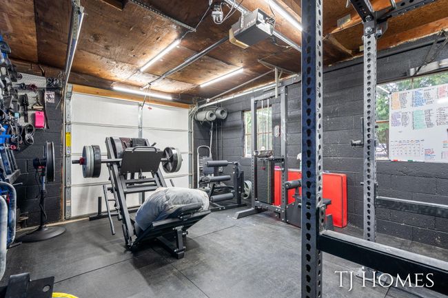 17-web-or-mls-2215 Maguire-12 | Image 18