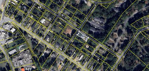 306 Spruce St, Spartanburg, SC, 29303-3936 | Card Image