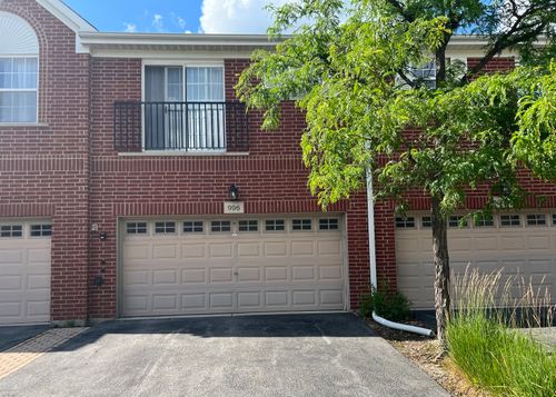 996 Enfield Dr, Northbrook, IL, 60062-5987 | Card Image
