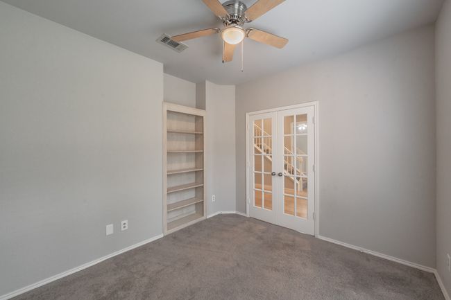 Office with built in shelves | Image 7