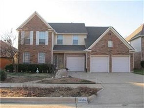 8335 High Brush Dr, Dallas, TX, 75249-3004 | Card Image