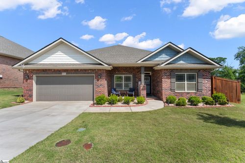 527 Flying Squirrel Way, Greenville, SC, 29605 | Card Image