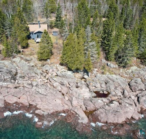 4526 Cascade Beach Rd, Lutsen, MN, 55612-9523 | Card Image