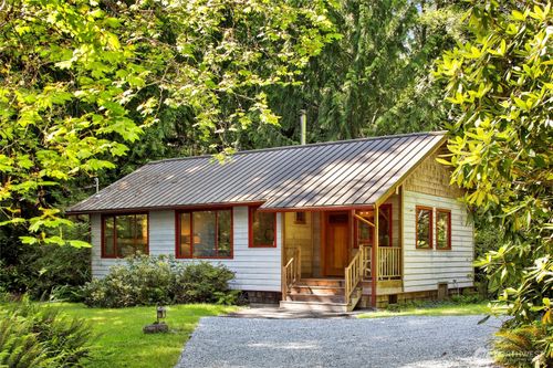 3270 Pond Ln, Bow, WA, 98232-8554 | Card Image