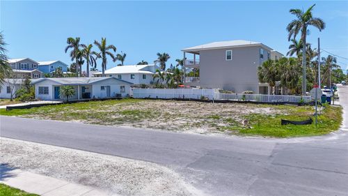 6406 Holmes Blvd, HOLMES BEACH, FL, 34217-1630 | Card Image