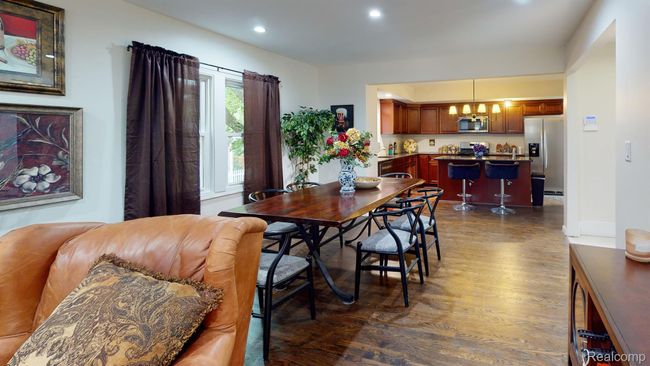 2002 Ridgemont Rd, House other with 6 bedrooms, 4 bathrooms and null parking in Grosse Pointe Woods MI | Image 4