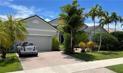 2721 W Abiaca Cir, Davie, FL, 33328-7136 | Card Image
