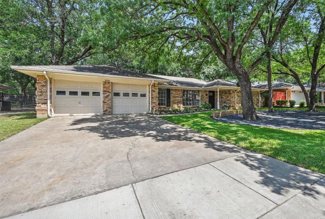 2009 Botts Dr, House other with 4 bedrooms, 3 bathrooms and null parking in Arlington TX | Image 8