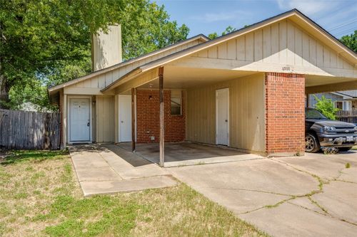 a-6900 Branchwood Dr, Austin, TX, 78744-5029 | Card Image