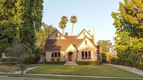 1472 N Michigan Ave, Pasadena, CA, 91104-2511 | Card Image