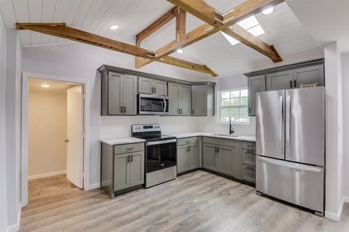 621 Prairie St, Everman, TX, 76140-2810 | Card Image