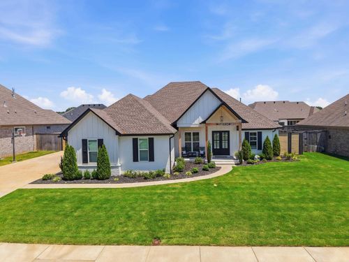 1680 Pearce Dr, Conway, AR, 72034-3001 | Card Image