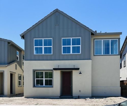 2590 Garden Farms Ave, Lathrop, CA, 95330-8312 | Card Image