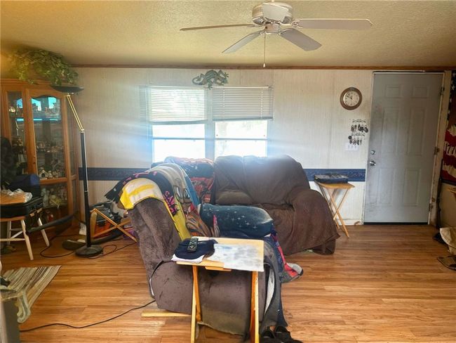 Living Room | Image 6