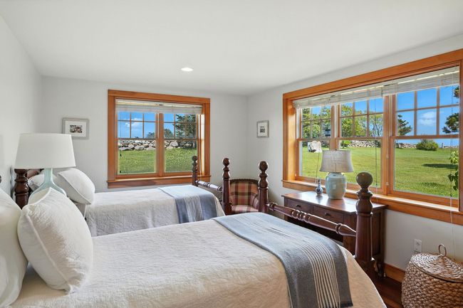 18 Spruce Gate Rd, House other with 5 bedrooms, 4 bathrooms and null parking in Chilmark MA | Image 25