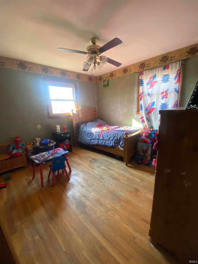908 Mathis Ave, House other with 3 bedrooms, 2 bathrooms and null parking in Oolitic IN | Image 5