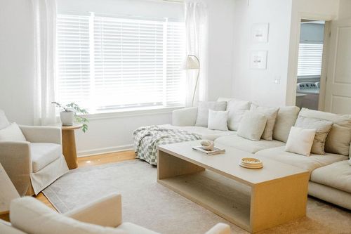 1525 W 11th Ave, Stillwater, OK, 74074-5471 | Card Image