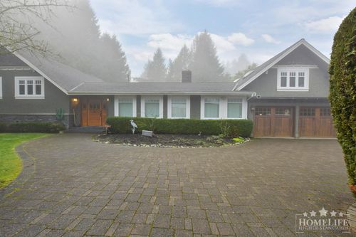 2647 Cedar Dr, Surrey, BC, V4A3K7 | Card Image